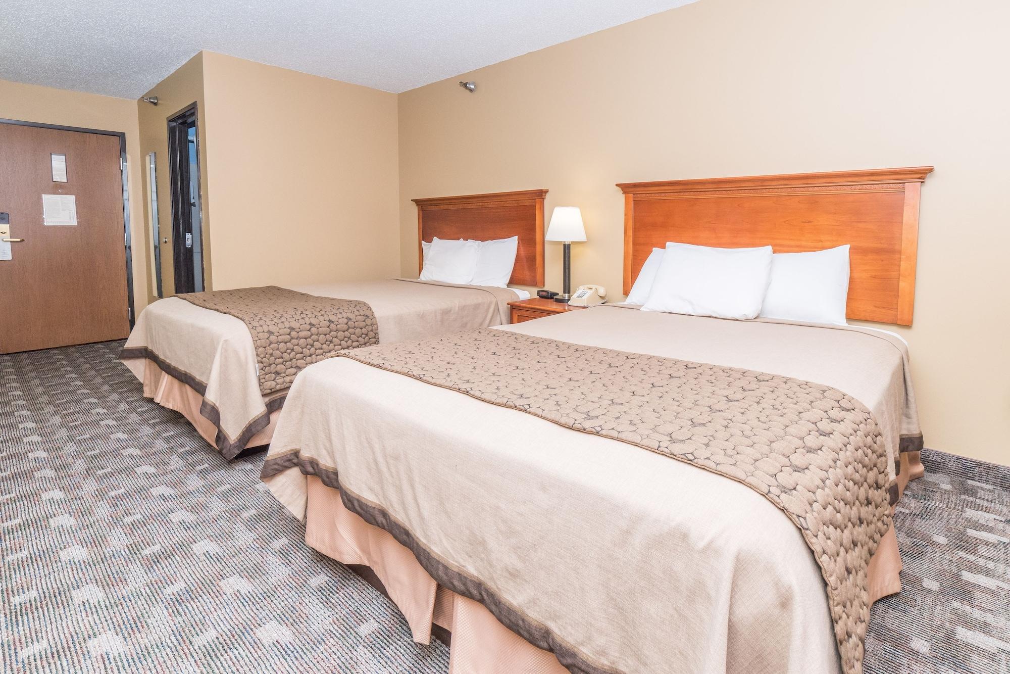 Governors Inn A Travelodge By Wyndham Пиер Екстериор снимка