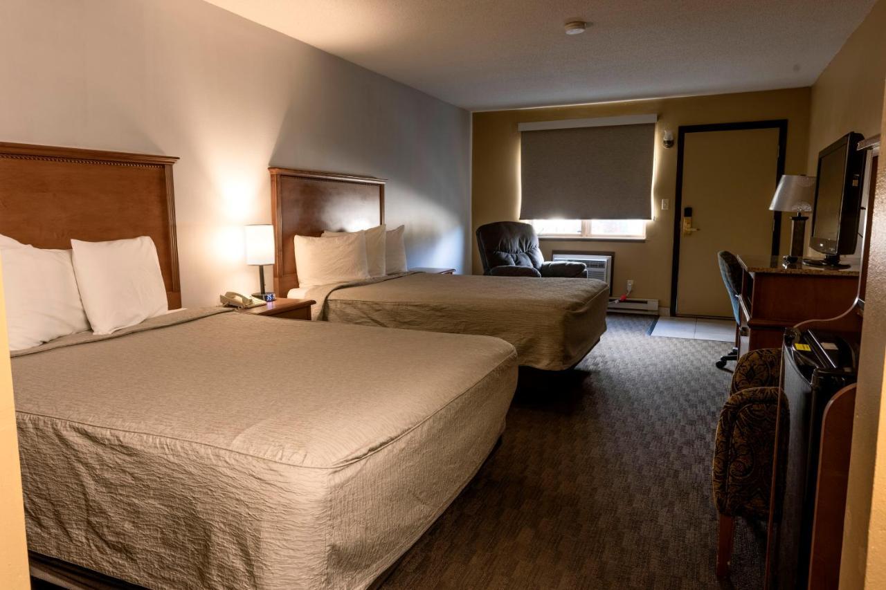 Governors Inn A Travelodge By Wyndham Пиер Екстериор снимка